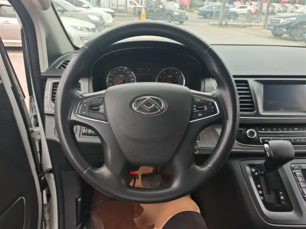 SAIC Maxus Maxus G10 2021 2.0T Automatic Elite Edition Gasoline 7-Seater фото 11