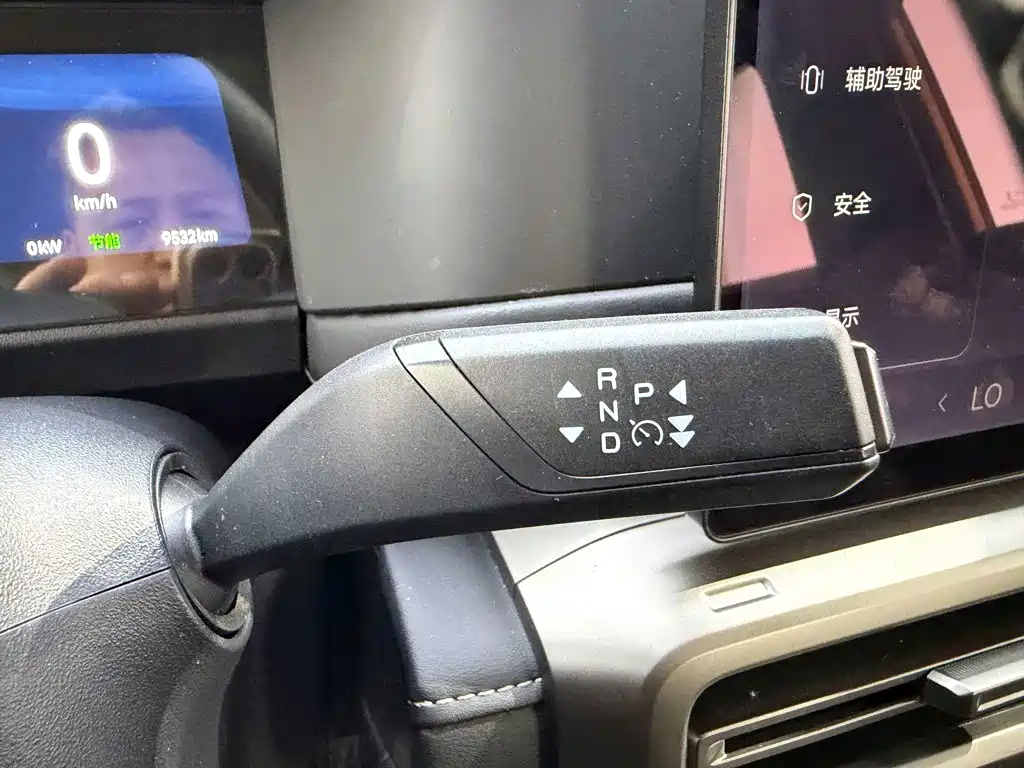 Chery Fengyun Storm X3L 2025 2025 Model 4WD Premium Edition