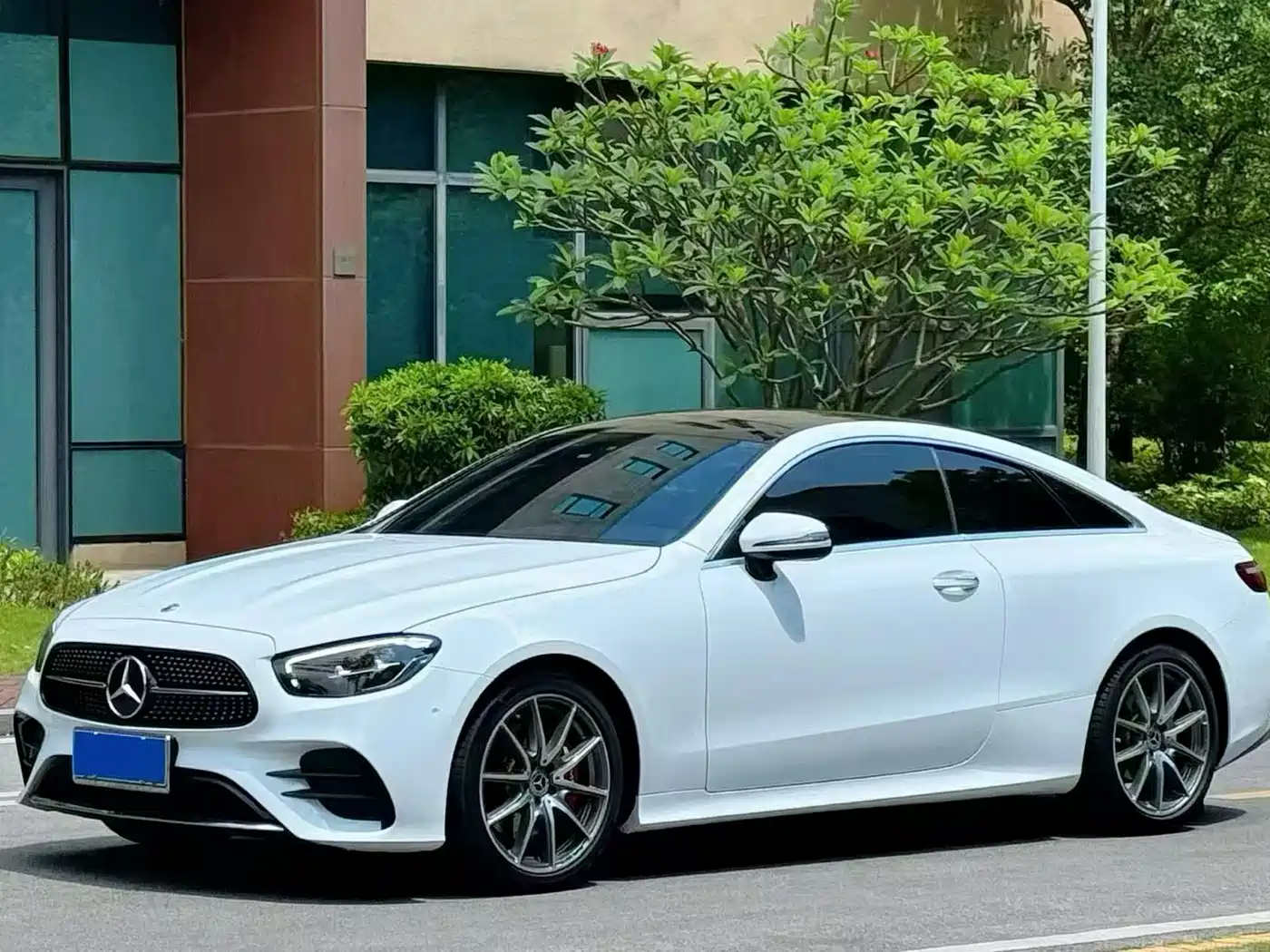 Mercedes-Benz E-Class (Import) 2021 E 260 Coupe