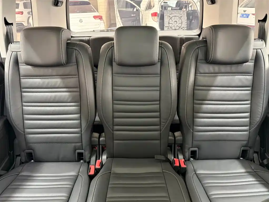 Volkswagen Touran 2022 Touran L 280TSI DSG Frontier Edition 7-seater фото 15