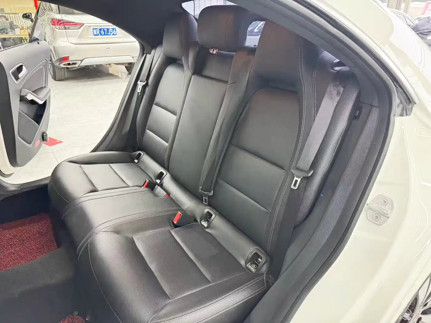 Mercedes-Benz CLA (Import) 2016 CLA 200 Fashion фото 12