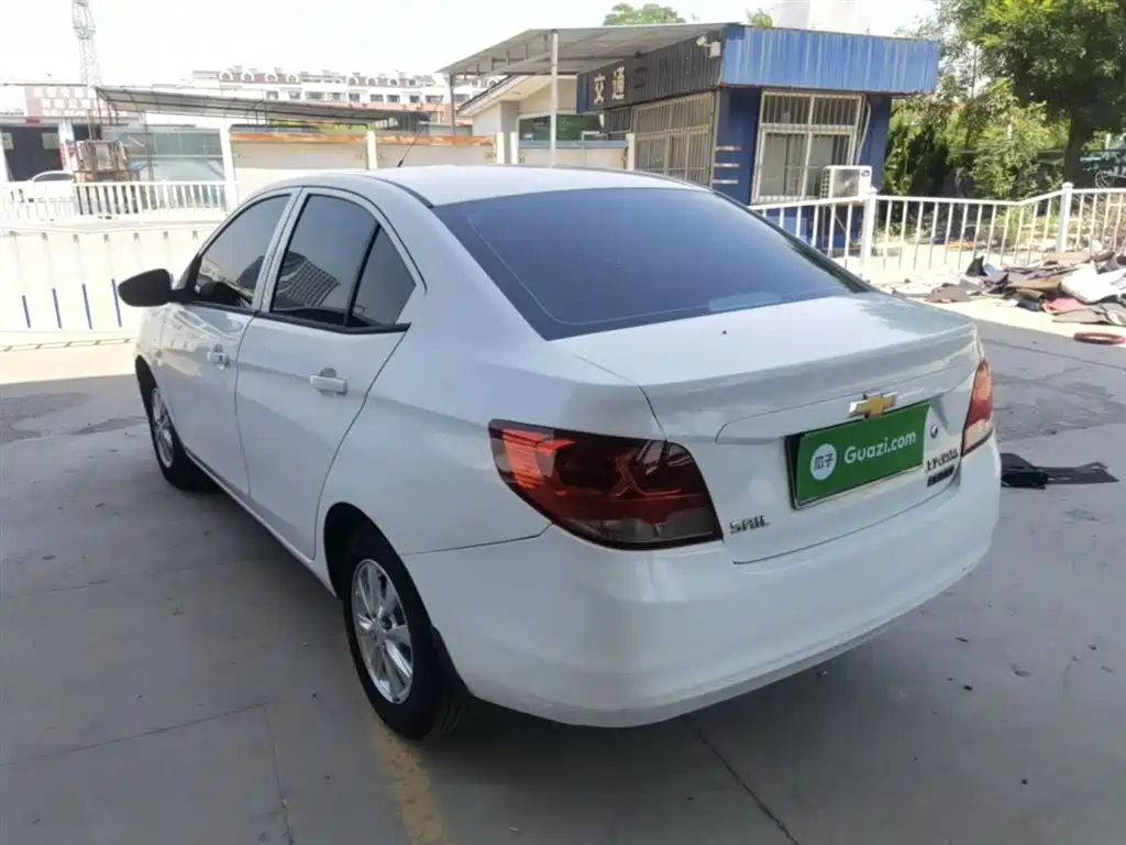 Chevrolet Sail 2018 Sail 3 1.3L AMT Ideal фото 5