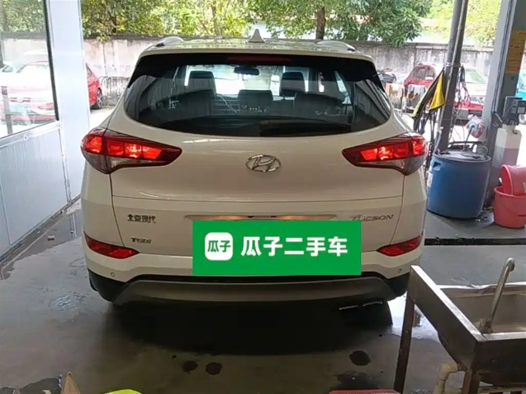 Hyundai Tucson 2015 1.6T Dual Clutch 2WD Smart фото 6