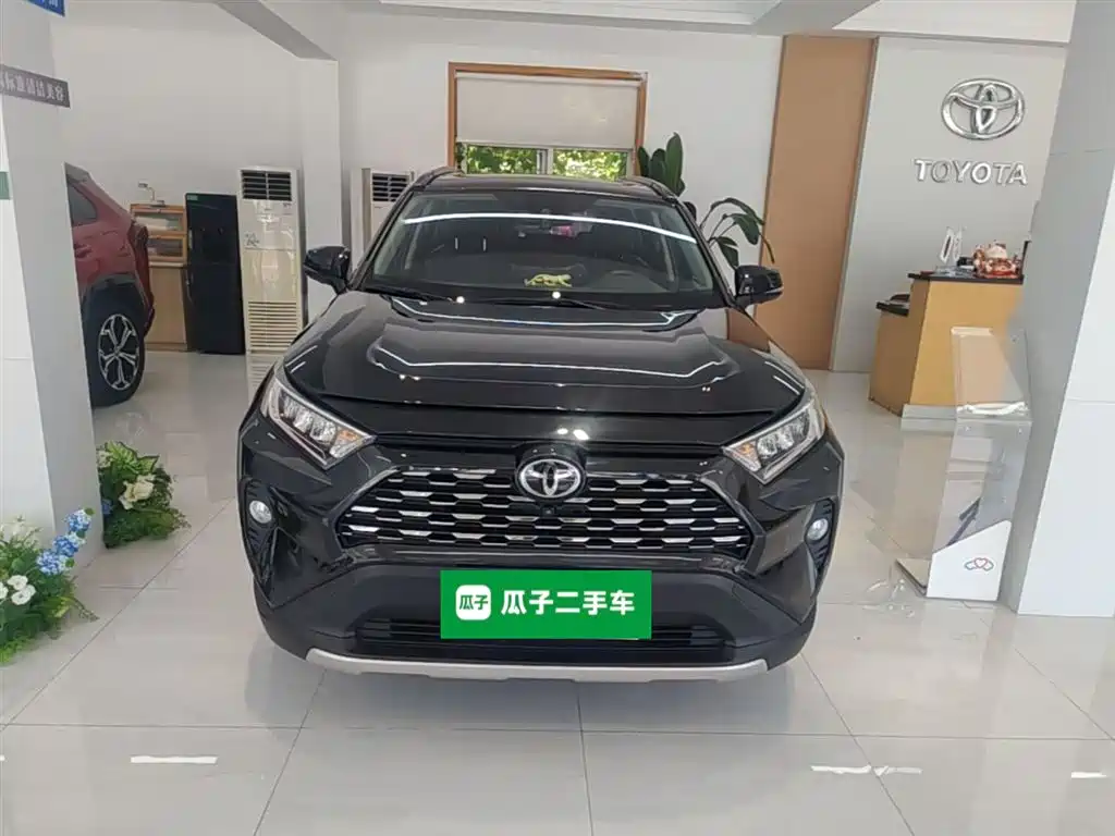 Toyota RAV4 Rongfang 2022 2.0L CVT 2WD Trend Edition фото 5