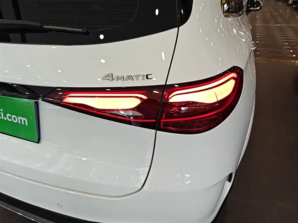 Mercedes-Benz GLC 2023 Facelift GLC 300 L 4MATIC Sport 5-Seater фото 8
