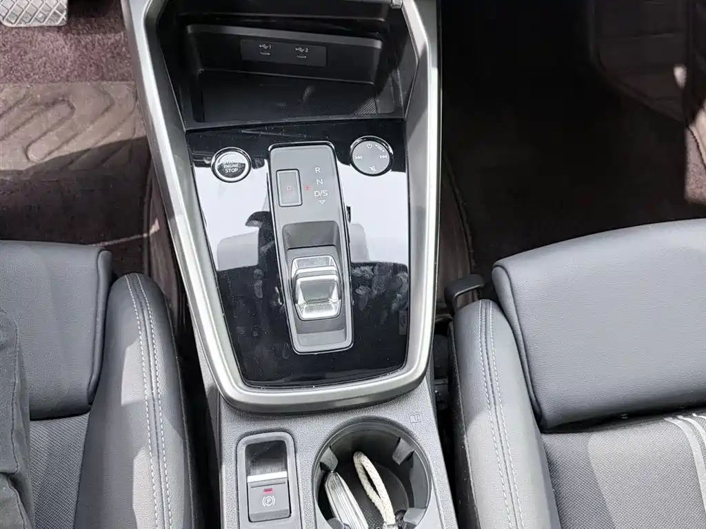 Audi A3 2022 A3L Limousine 35 TFSI Style Sport фото 11