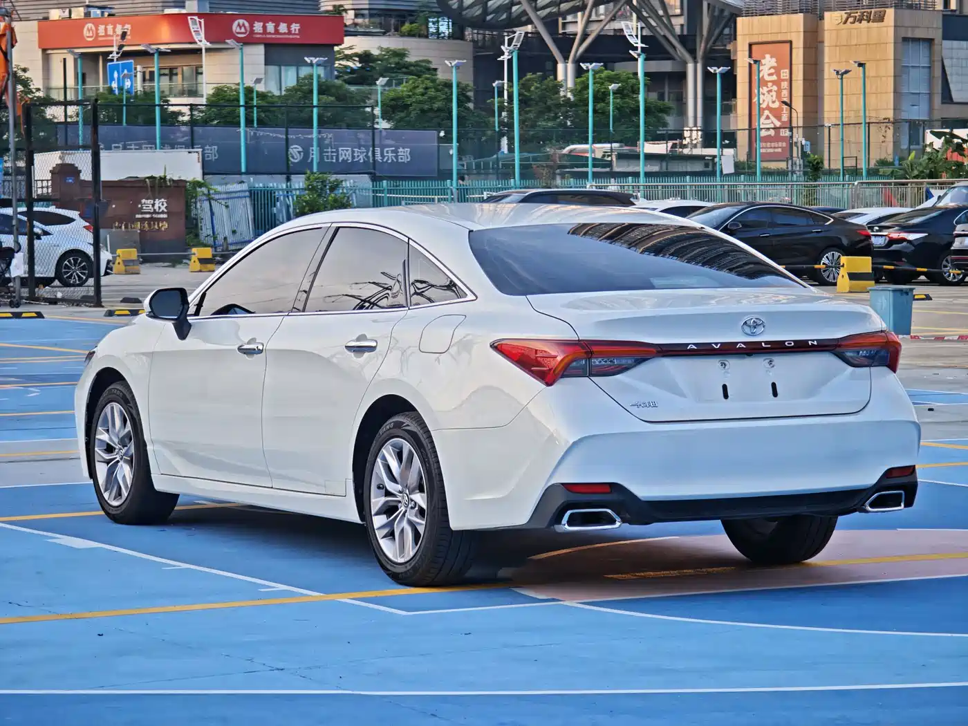 Toyota Avalon 2019 2.0L Luxury Edition (China VI) фото 23