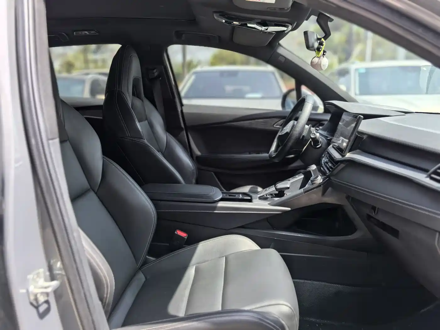 Lynk & Co 06 2023 Remix 1.5T Power Pro фото 15
