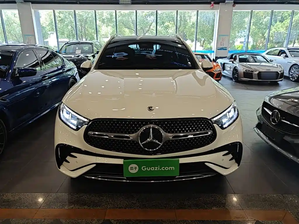 Mercedes-Benz GLC 2023 Facelift GLC 300 L 4MATIC Sport 5-Seater фото 3