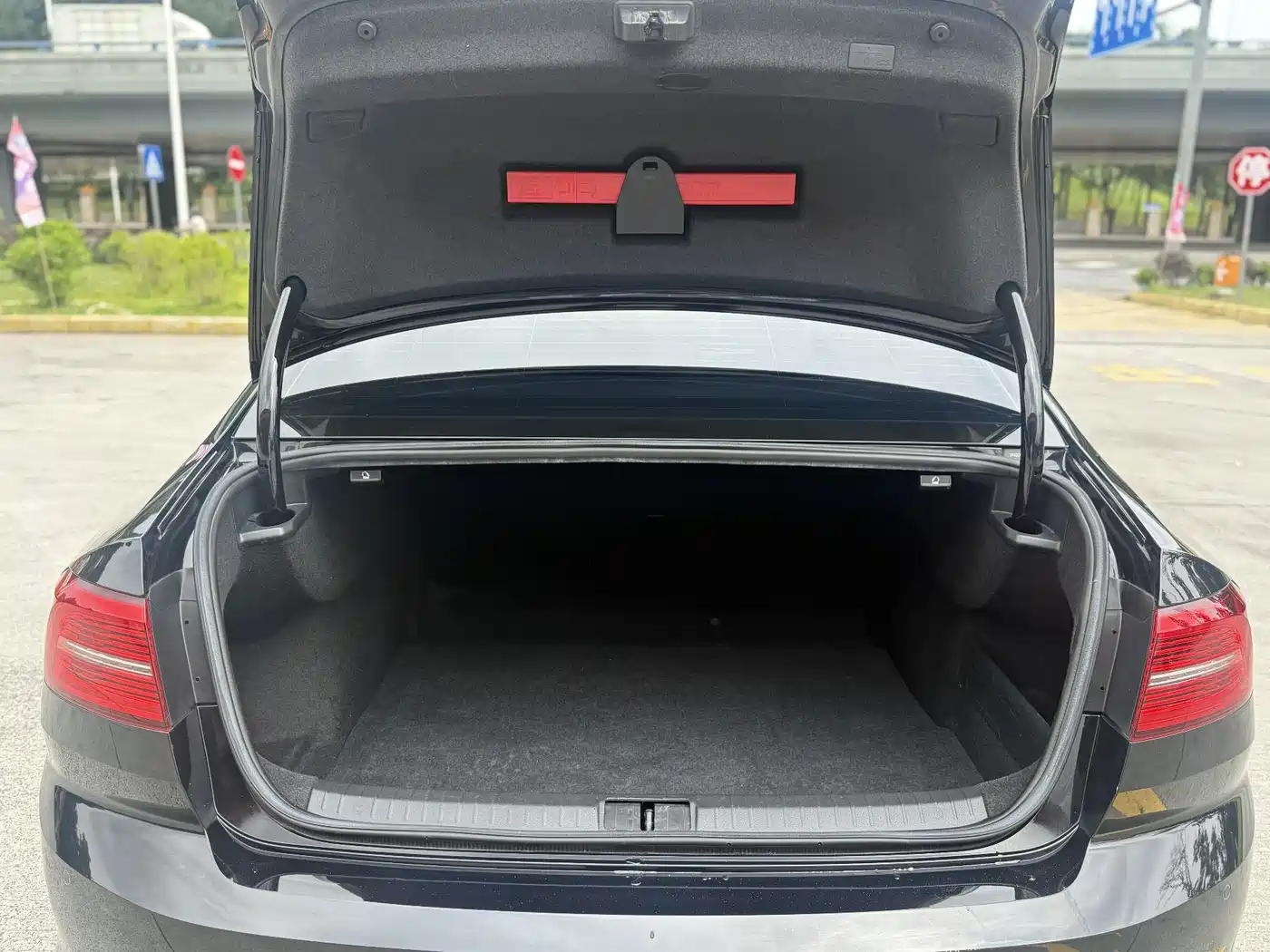 Volkswagen Magotan 2019 330TSI DSG Luxury Class China VI фото 32