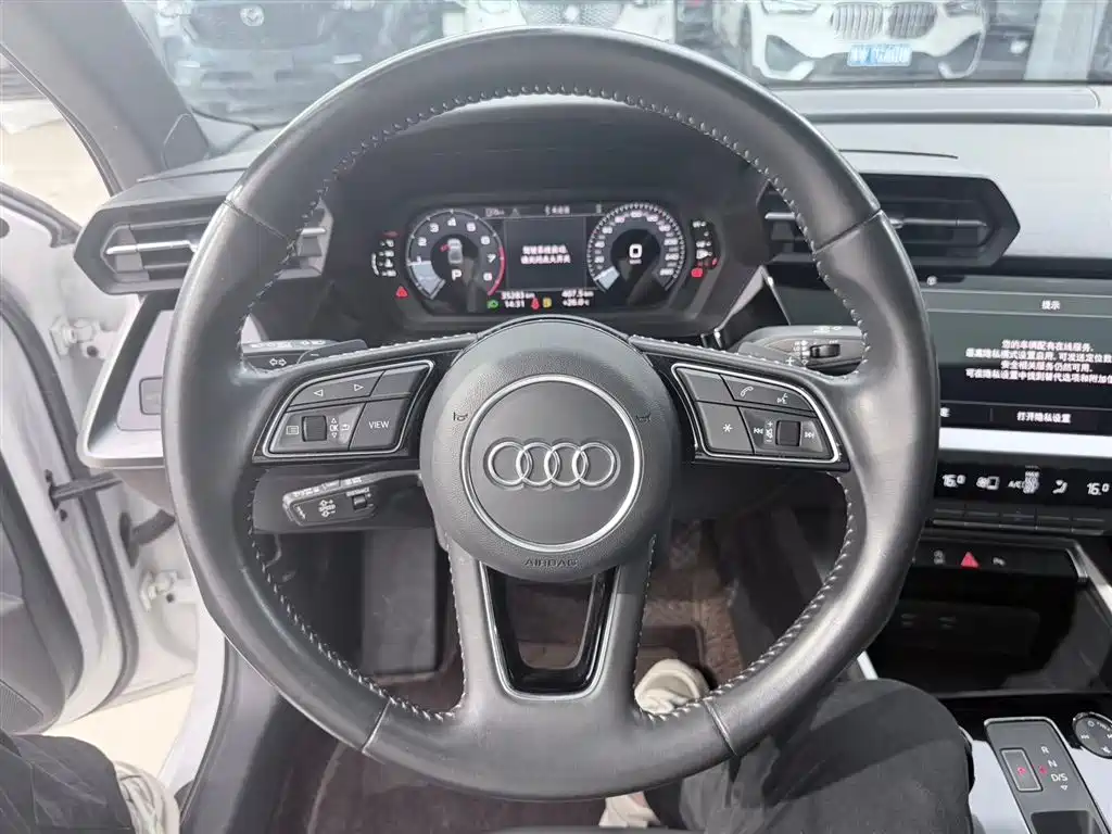 Audi A3 2022 A3L Limousine 35 TFSI Style Sport фото 8