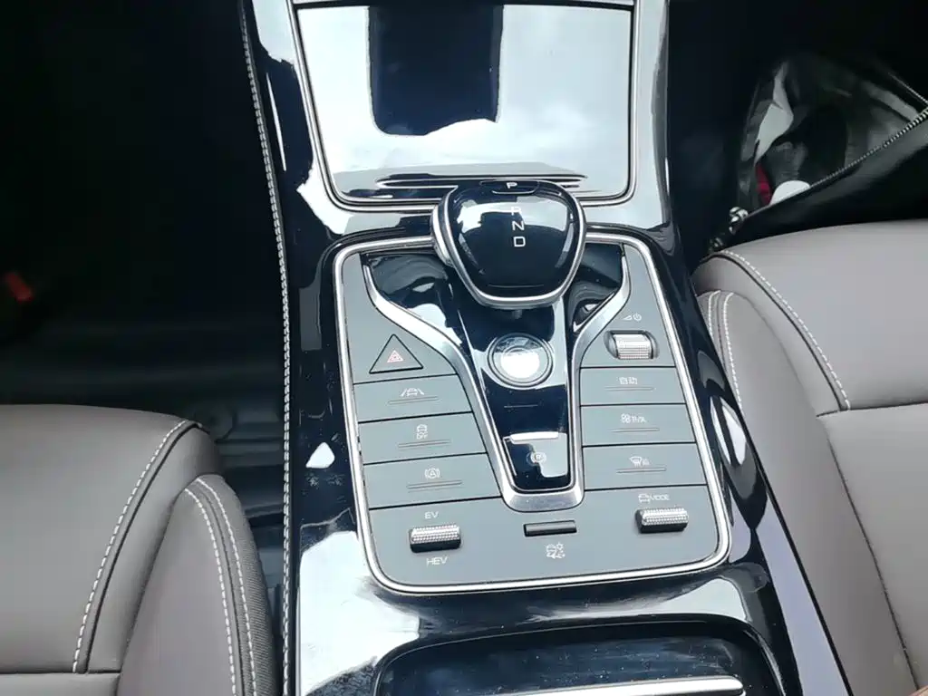 BYD Song MAX New Energy 2023 2022 DM-i 105KM Flagship Model