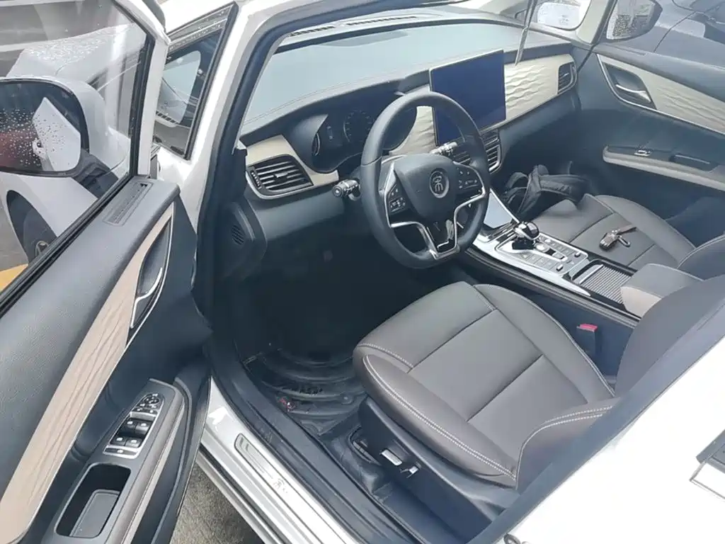BYD Song MAX New Energy 2023 2022 DM-i 105KM Flagship Model