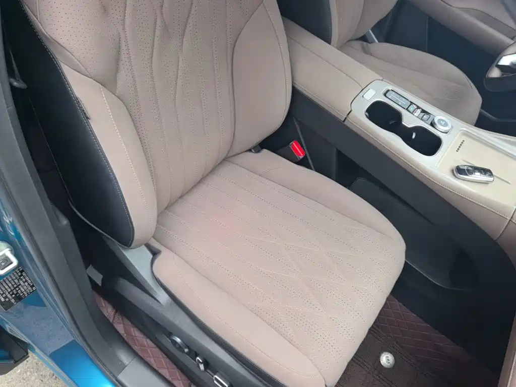 Chery Tiggo 8 PLUS C-DM 2024 2025 1.5T 116km Premium 5-Seater