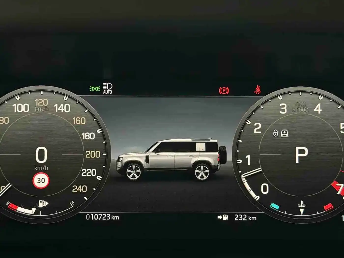 Фото 14 - Land Rover Defender