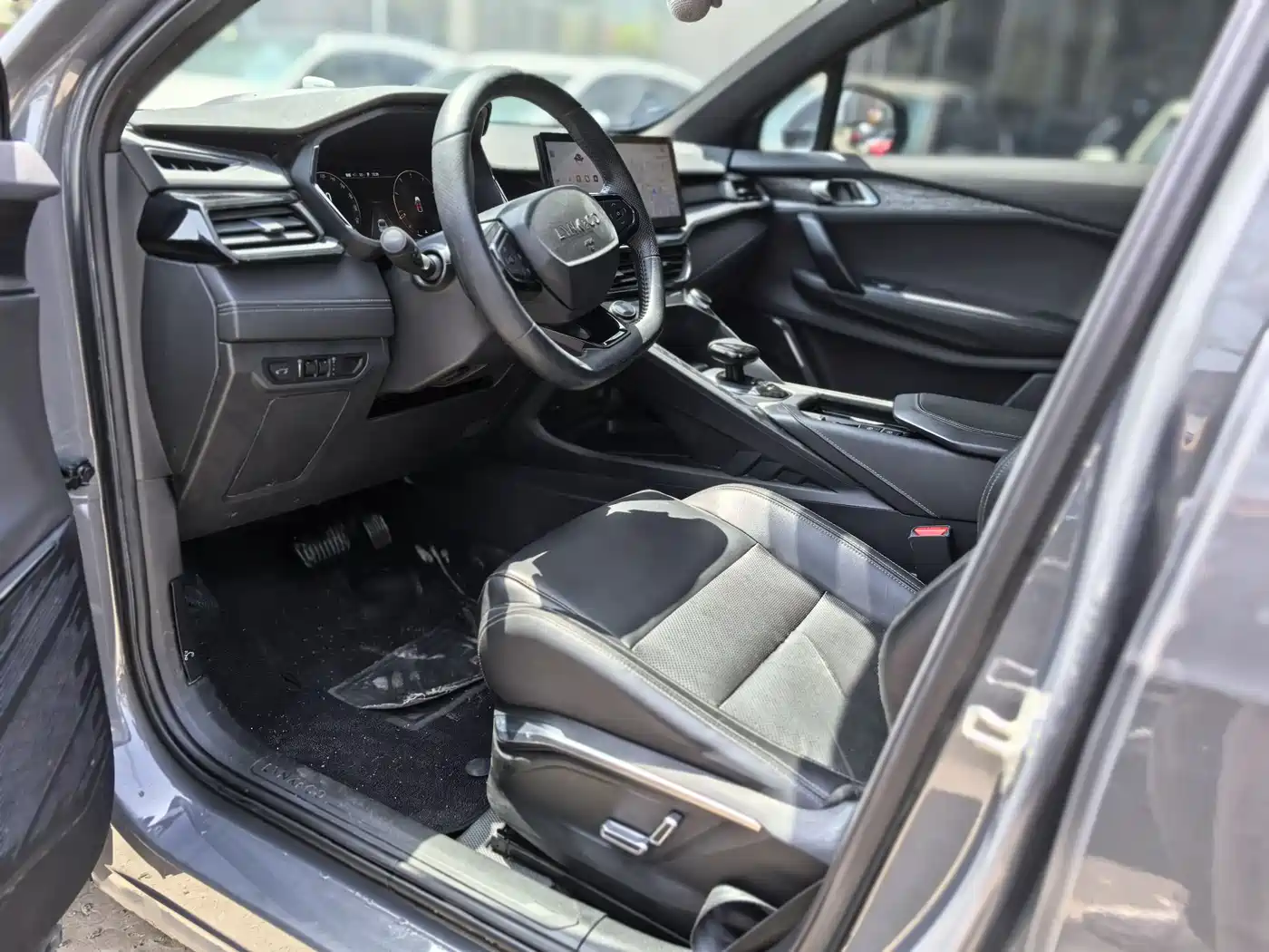 Lynk & Co 06 2023 Remix 1.5T Power Pro фото 20