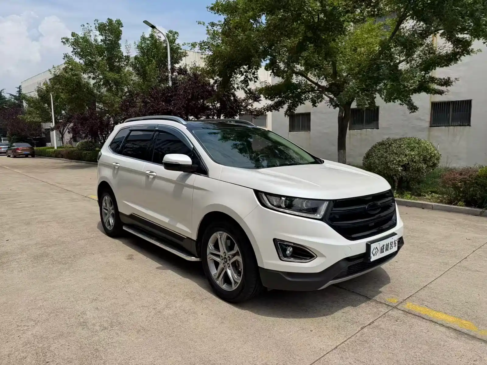 Фото 3 - Ford Edge