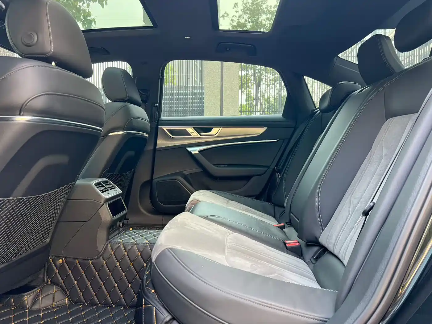 Audi A6L 2024 45 TFSI Premium Dynamic фото 9