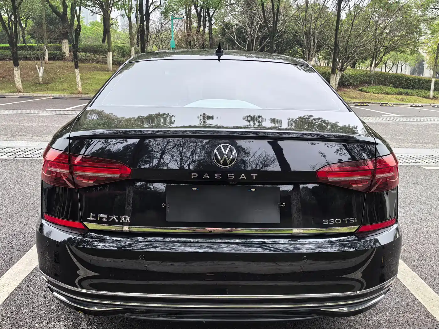 Volkswagen Passat 2021 Model 330TSI Luxury Edition фото 5