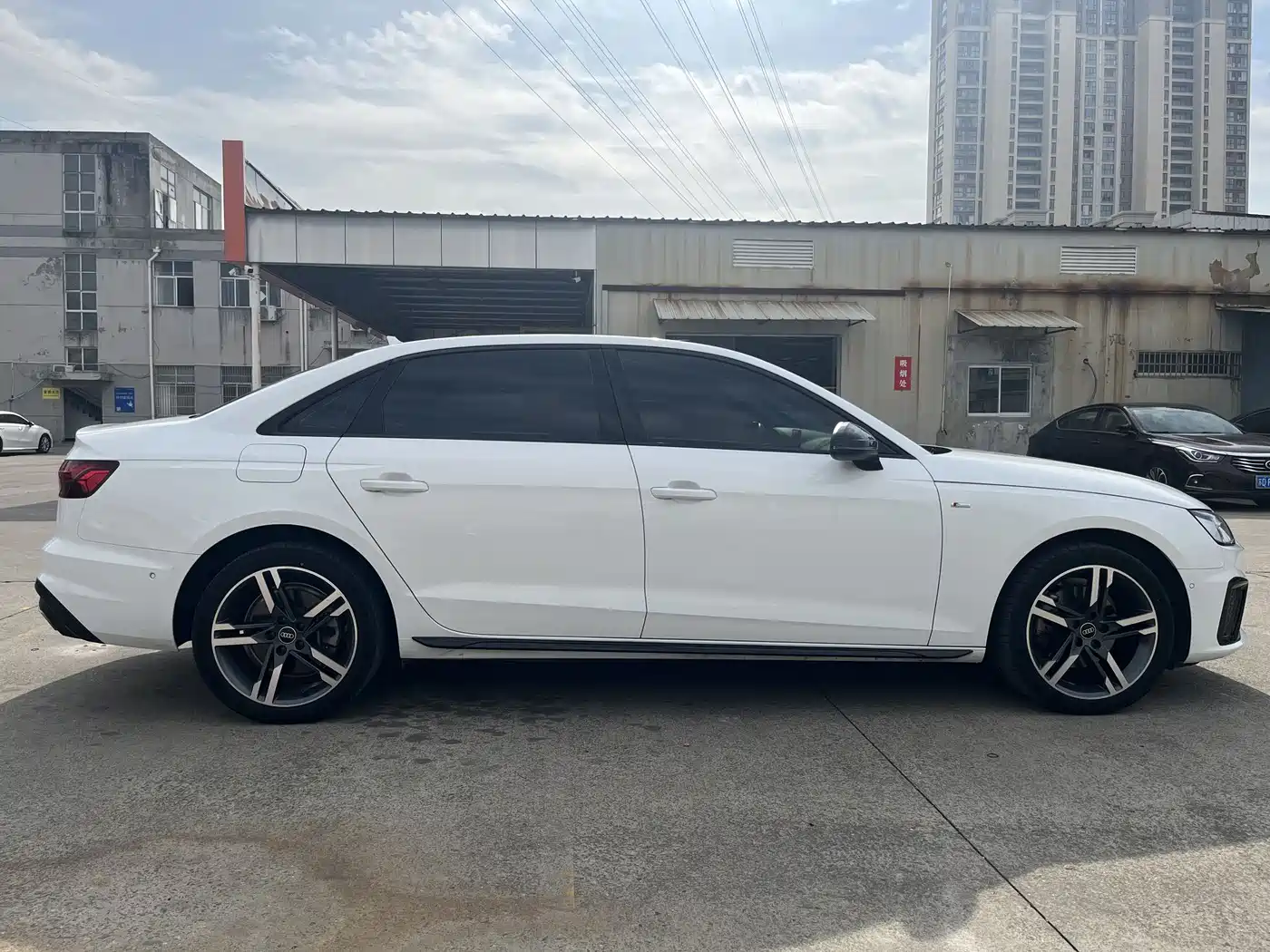 Audi A4L 2022 40 TFSI Luxury Dynamic фото 13