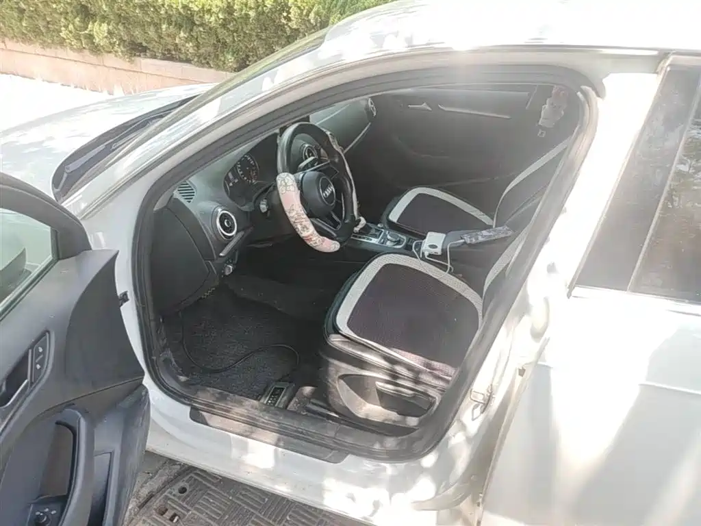 Audi A3 2017 Sportback 35 TFSI Progressive фото 15