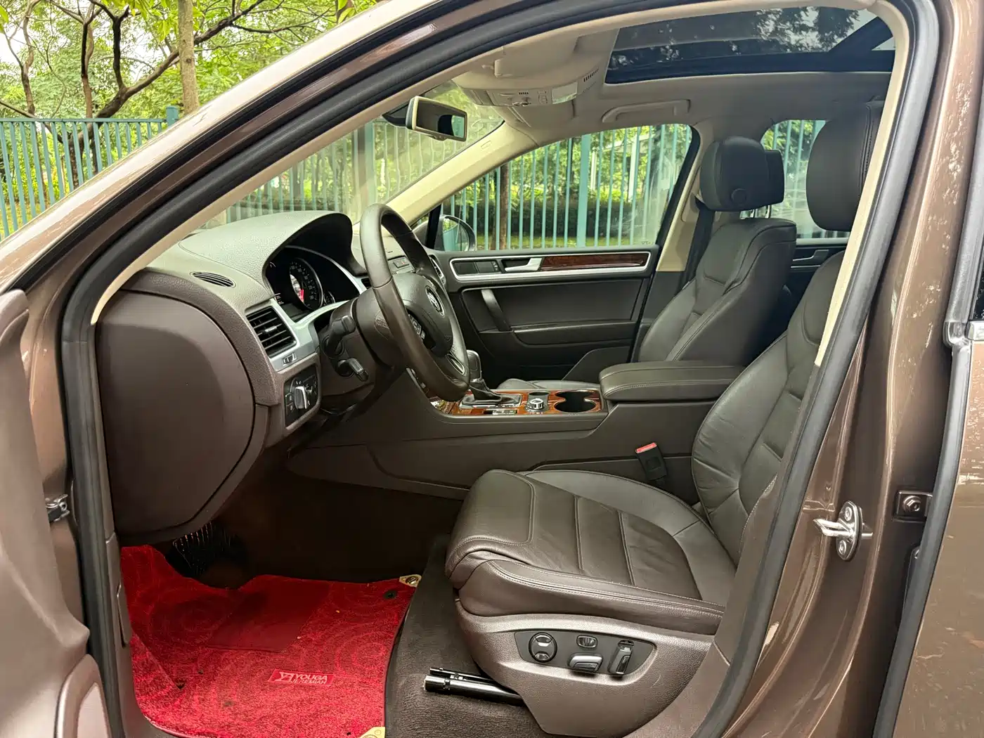 Volkswagen Touareg 2014 3.0TSI New Edge Edition фото 8