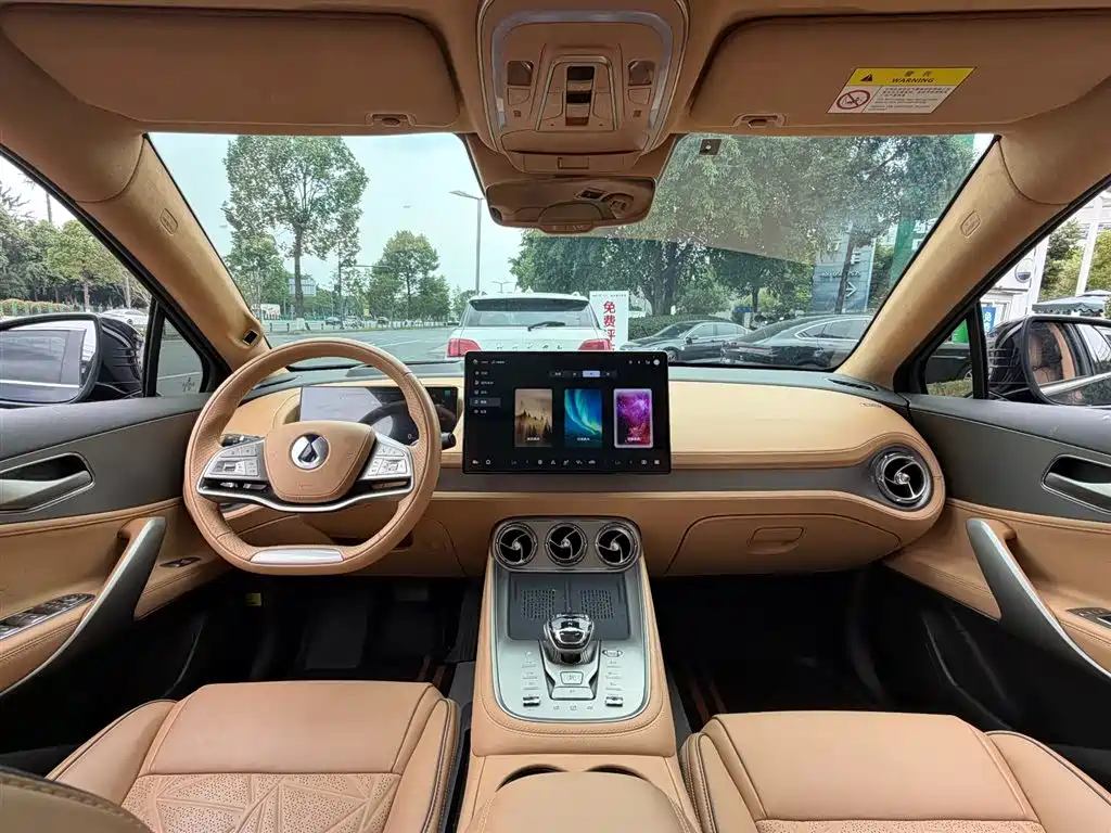 Denza N8 2023 Model AWD Super Hybrid Flagship 7-Seater фото 11