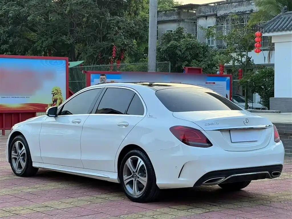 Mercedes-Benz C-Class 2019 Facelift C 260 L Sport фото 4