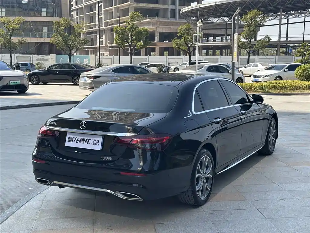  E CLASS