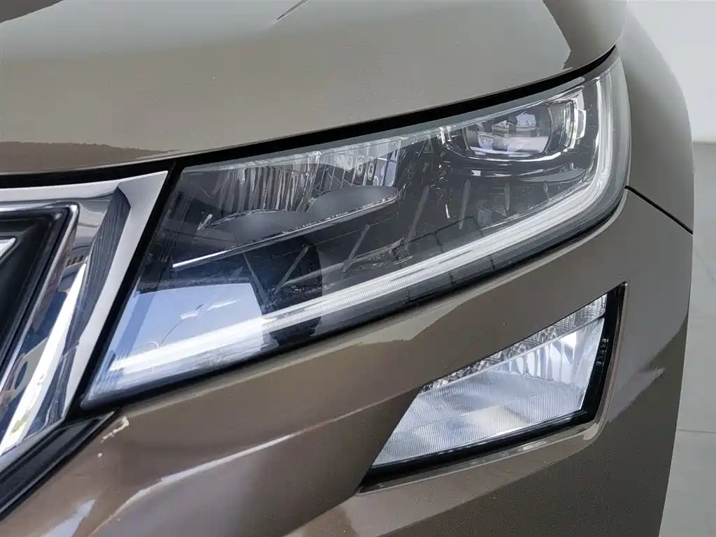 Škoda Kodiaq 2018 Facelift TSI330 5-seat 2WD Premium Luxury Edition фото 7