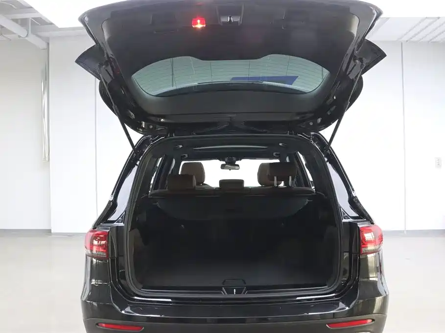 Mercedes-Benz GLB 2022 Model GLB 200 Dynamic Edition фото 29