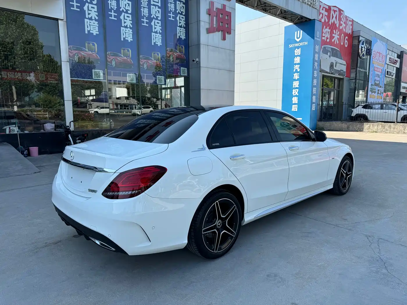 MERCEDES-BENZ CLASS C