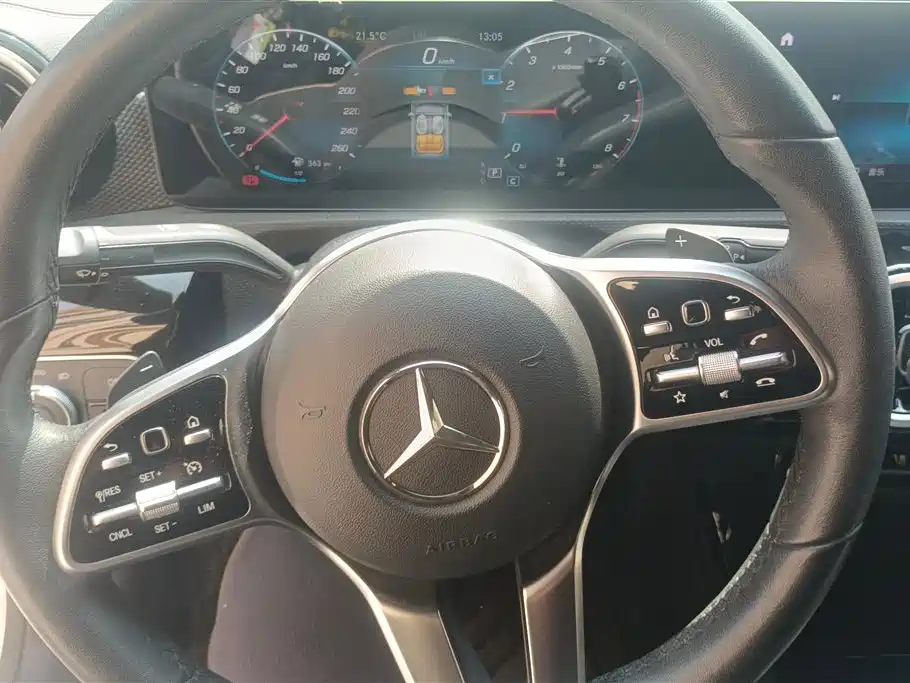 MERCEDES-BENZ A CLASS