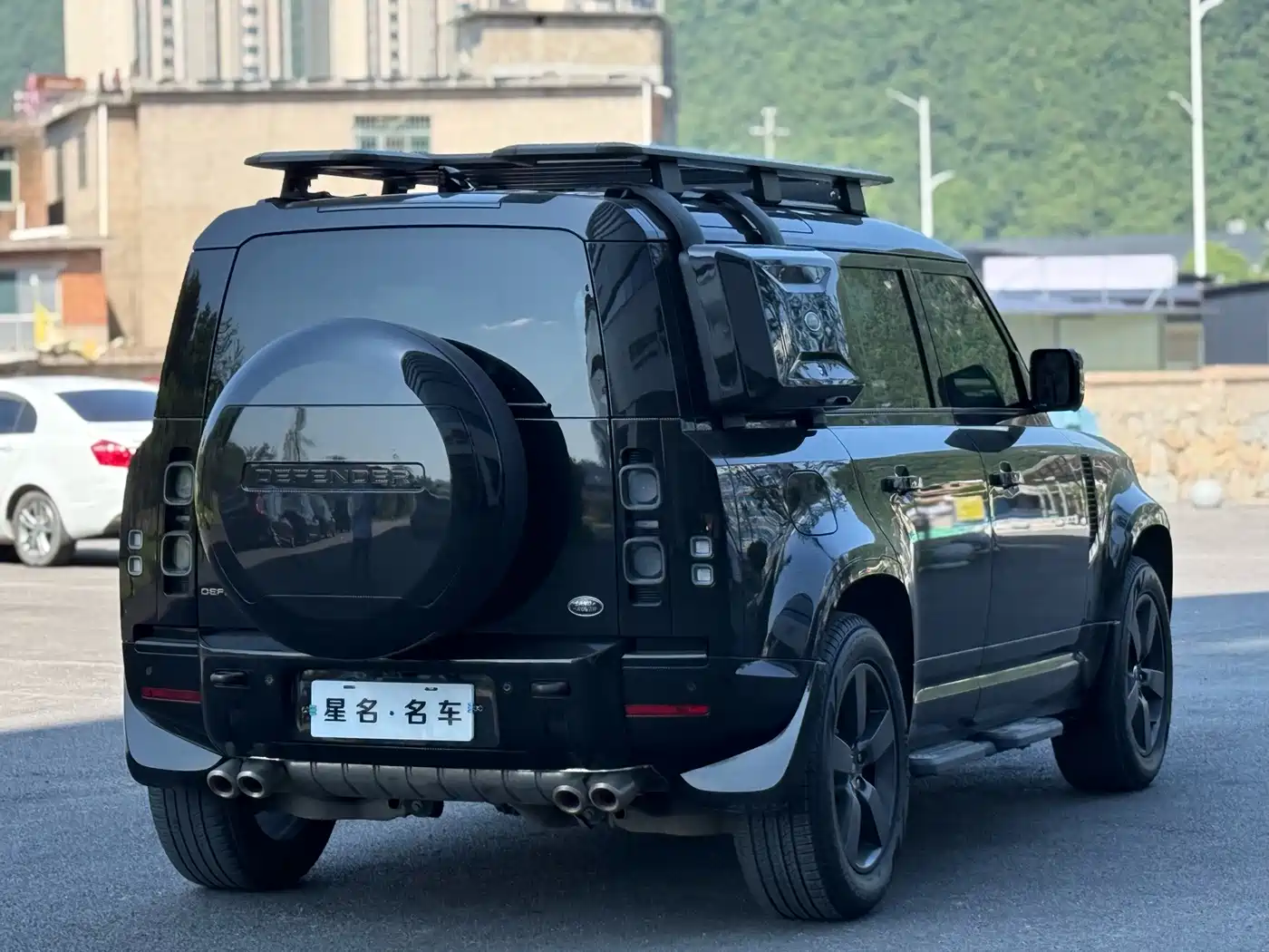 Land Rover Defender 2024 110 3.0T P400 X-DYNAMIC HSE фото 18