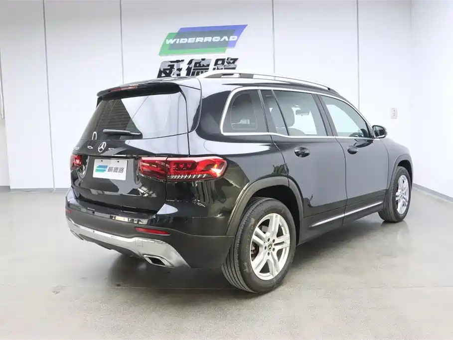 Mercedes-Benz GLB 2022 Model GLB 200 Dynamic Edition фото 3