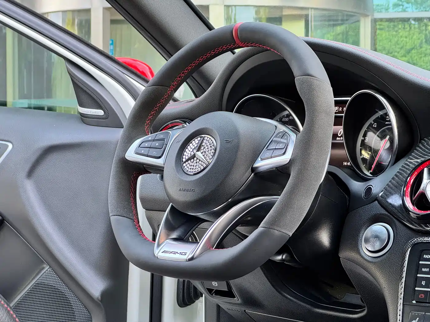 Mercedes-Benz GLA AMG 2016 AMG GLA 45 4MATIC фото 17