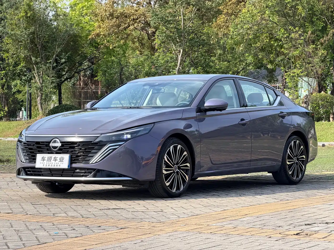 NISSAN TEANA 2025