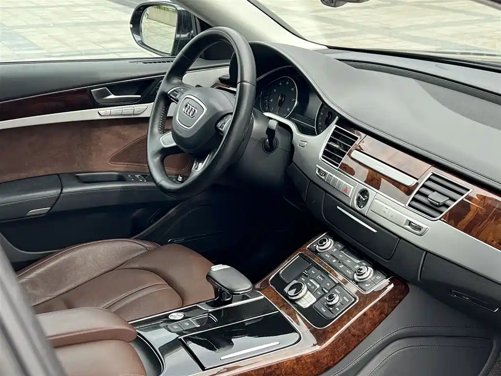 Audi A8 2013 A8L 45 TFSI quattro Luxury фото 11