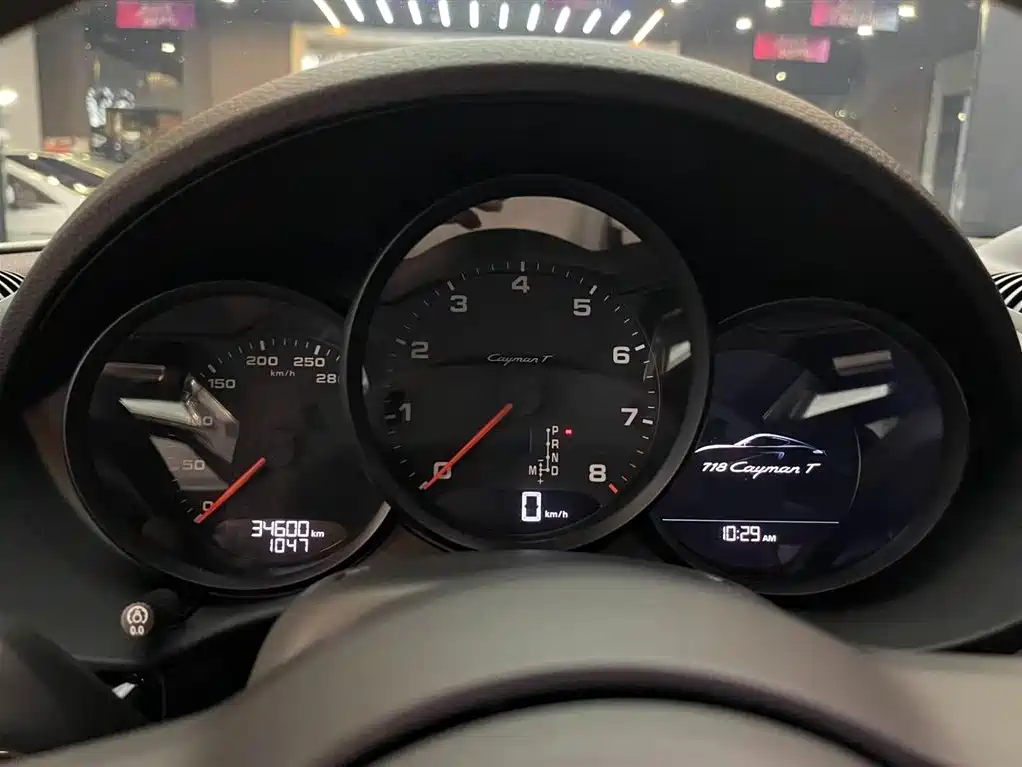 Porsche 718 2019 Cayman T 2.0T фото 10