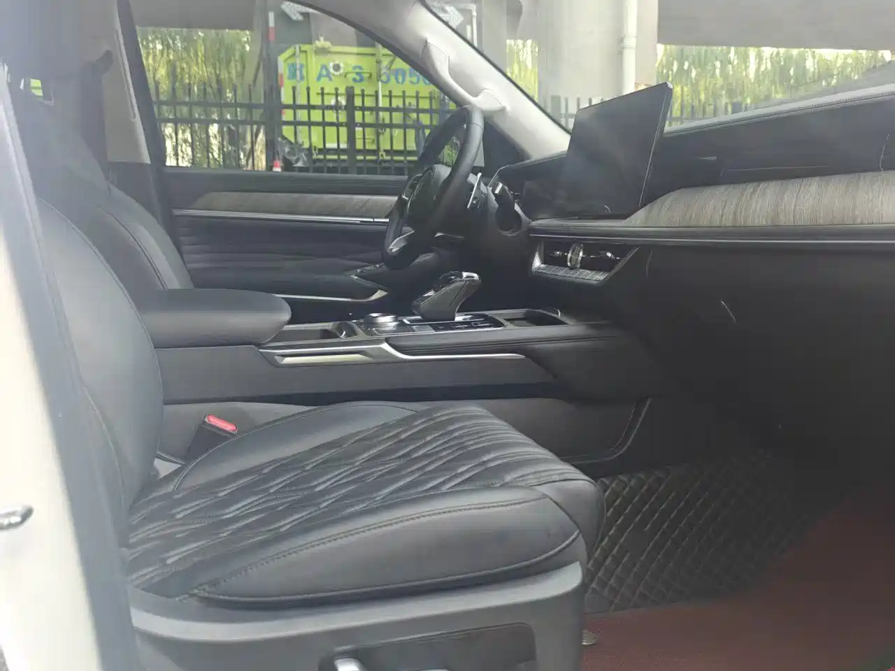 Tank 500 2022 3.0T Sport Edition Dengfeng 7-Seater фото 9