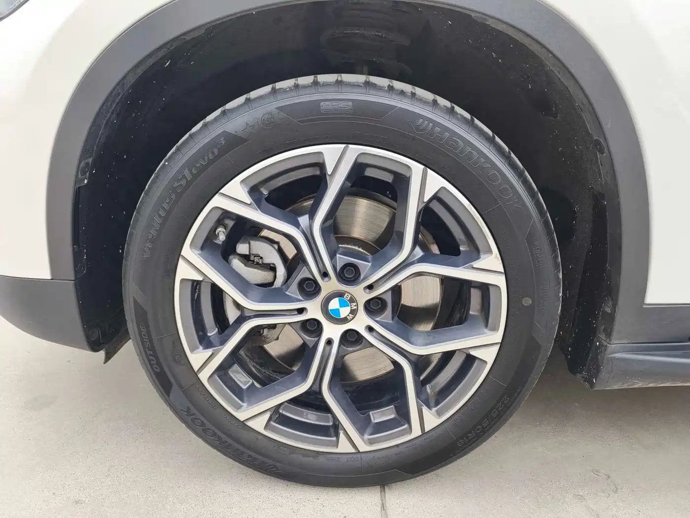 BMW X1 2022 sDrive25Li Leading фото 4