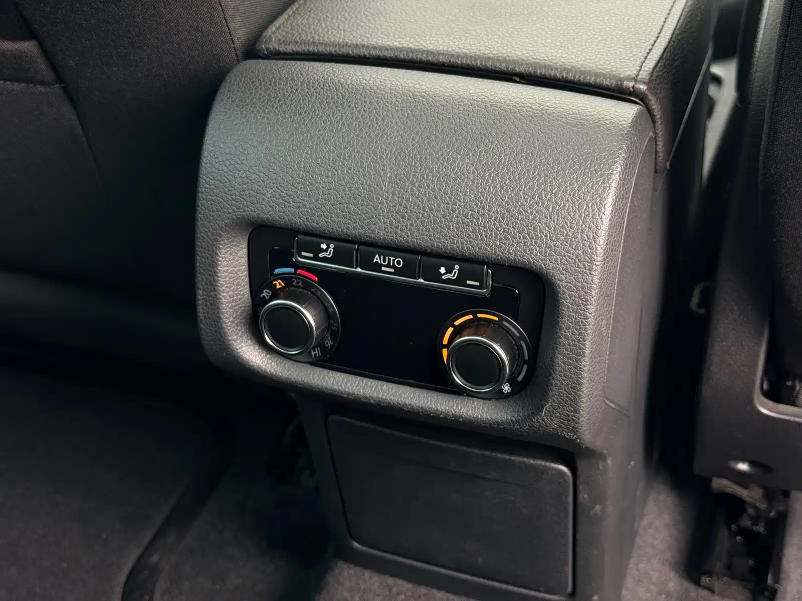 Фото 17 - Volkswagen Sharan