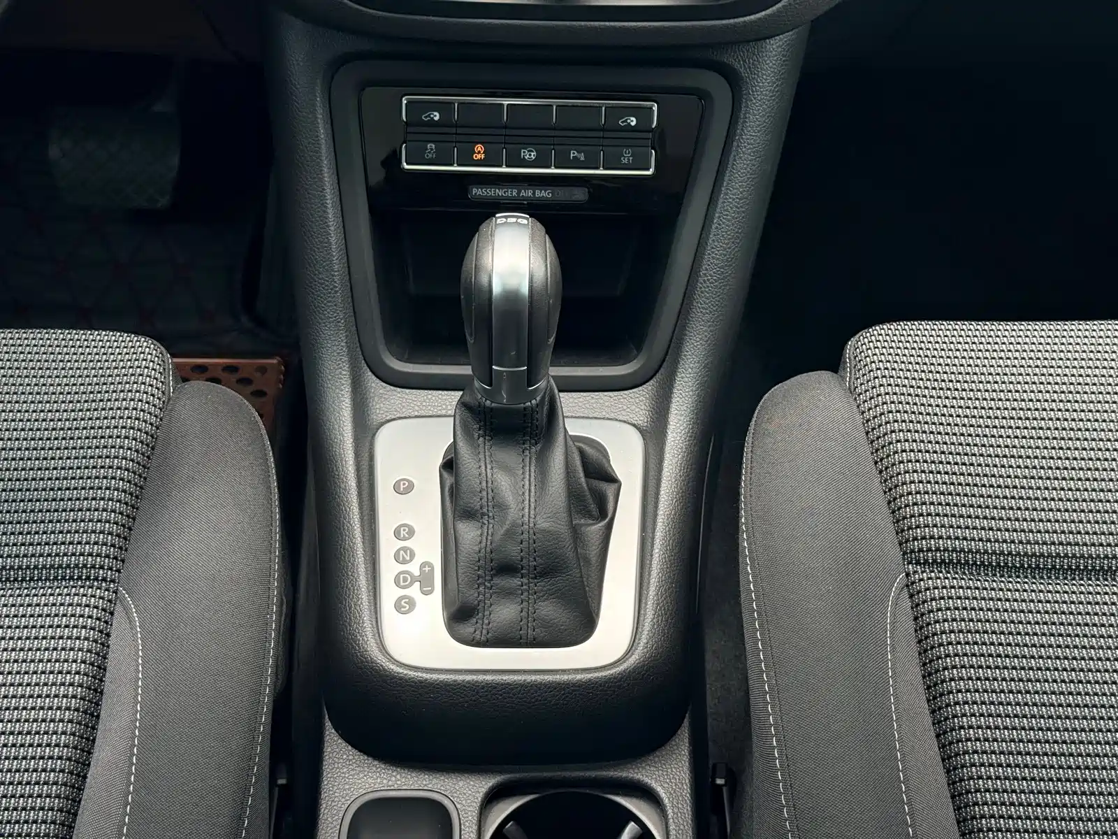 Фото 25 - Volkswagen Sharan