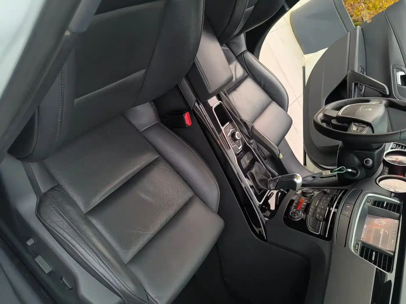 Peugeot 508 2012 2.0L Automatic Luxury Edition фото 6