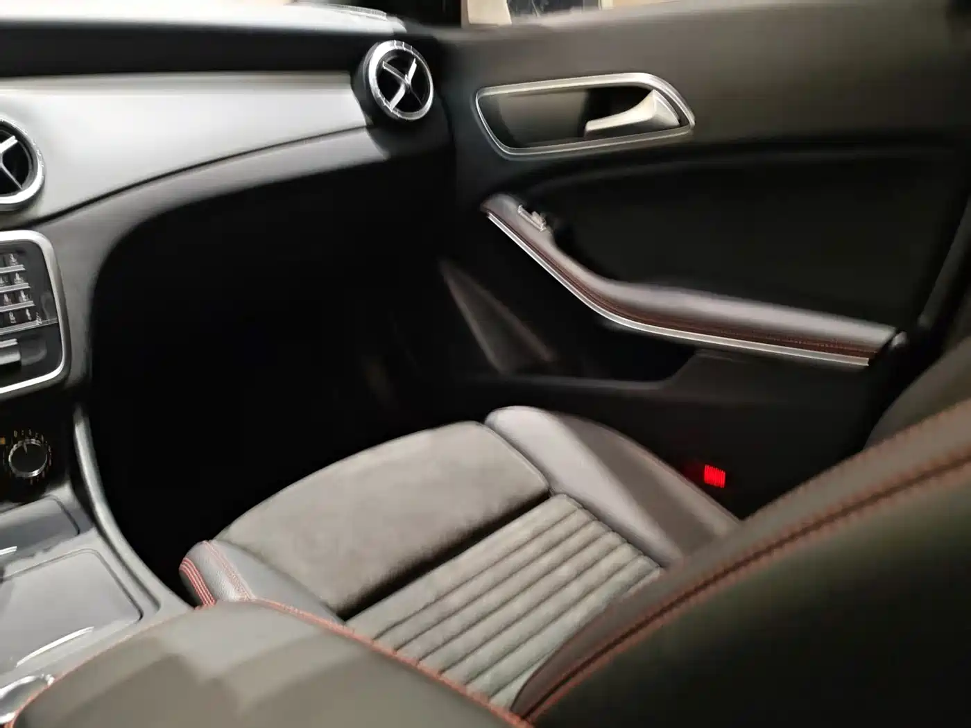 Mercedes-Benz CLA (Import) 2015 CLA 220 4MATIC фото 15