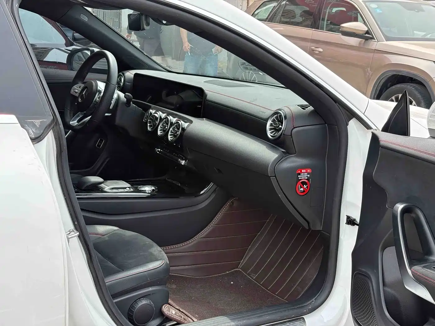 Mercedes-Benz CLA (Import) 2022 CLA 200 фото 9