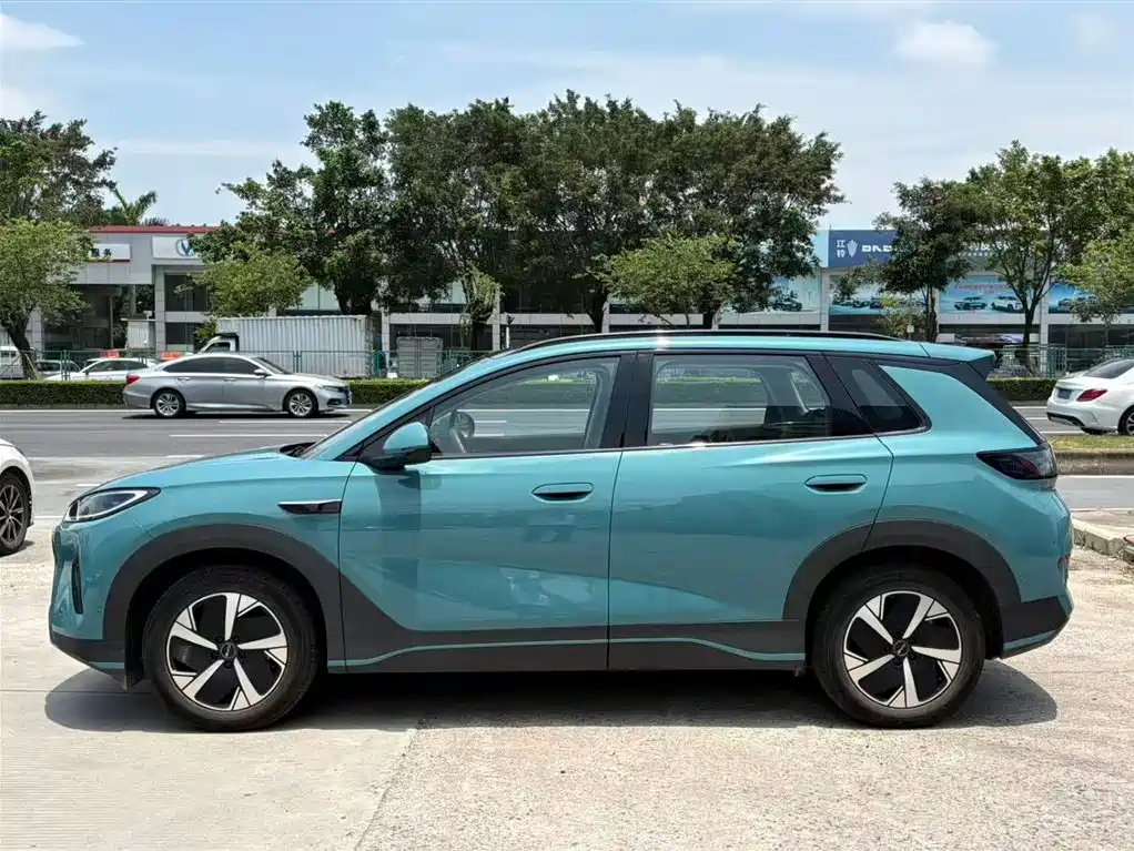 BYD Hai Shi 05 EV 2025 520KM Smart Navigation Edition фото 6