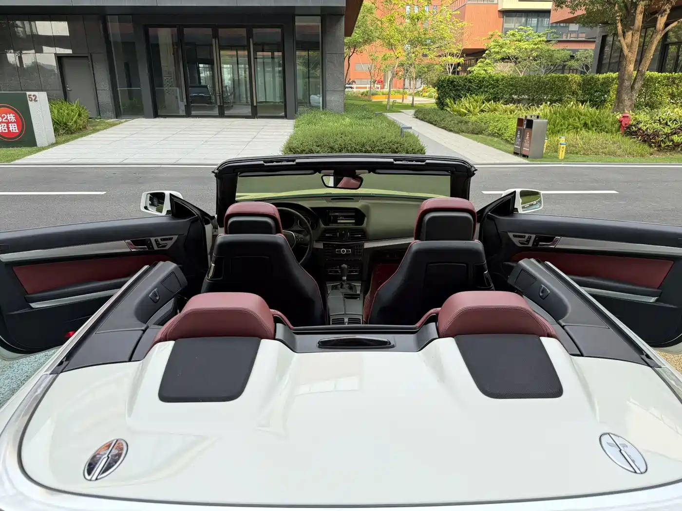 Mercedes-Benz E-Class (Import) 2012 E 260 CGI Convertible фото 6