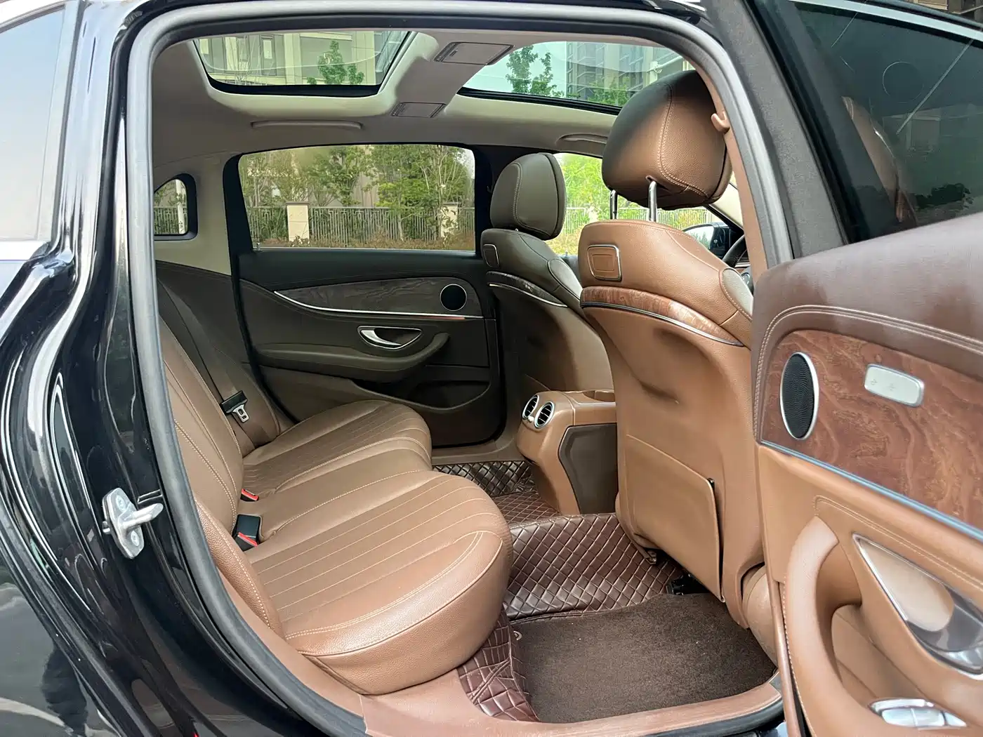Mercedes-Benz E-Class 2020 Facelift E 300 L Fashion фото 8