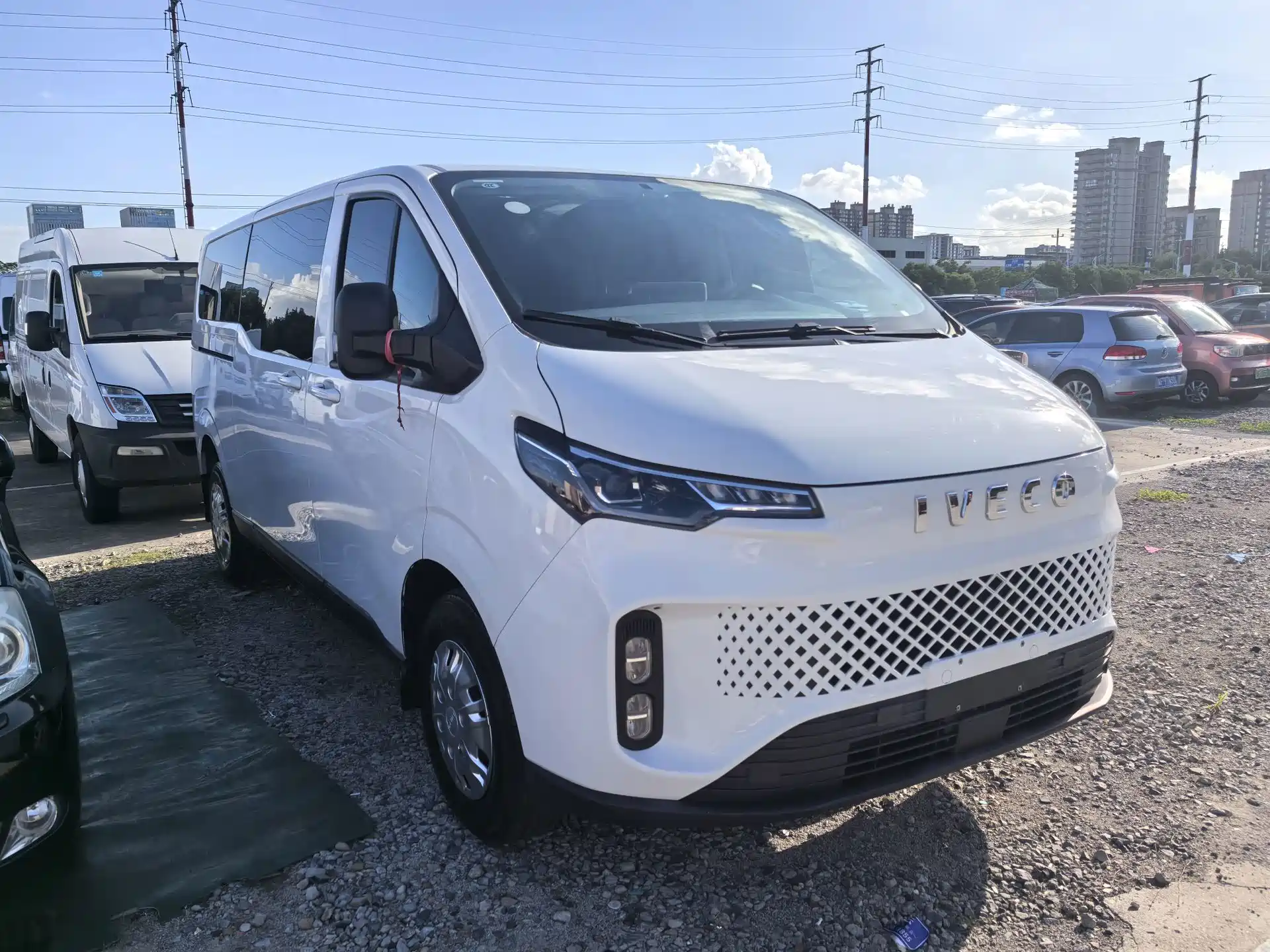 Фото 1 - Iveco Juxing